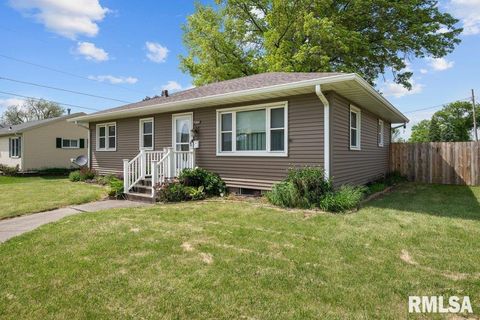 Tiny photo for 3430 W LOCUST Street, Davenport, IA 52804 (MLS # QC4263350)