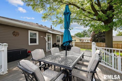 Tiny photo for 3430 W LOCUST Street, Davenport, IA 52804 (MLS # QC4263350)