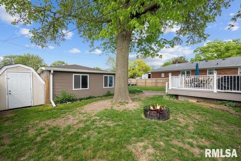 Tiny photo for 3430 W LOCUST Street, Davenport, IA 52804 (MLS # QC4263350)