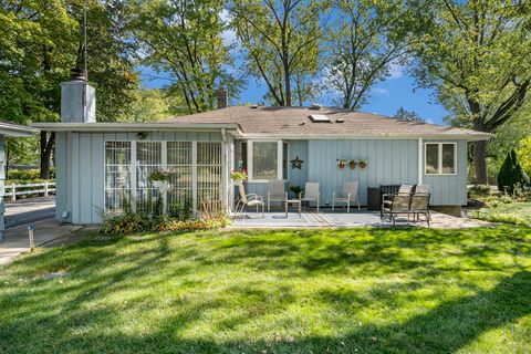 Tiny photo for 1991 Indiana Avenue, Lansing, IL 60438 (MLS # 12487370)