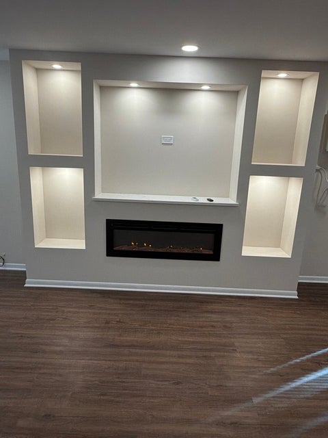 Tiny photo for 516 S La Grange Road #1, La Grange, IL 60525 (MLS # 12778867)
