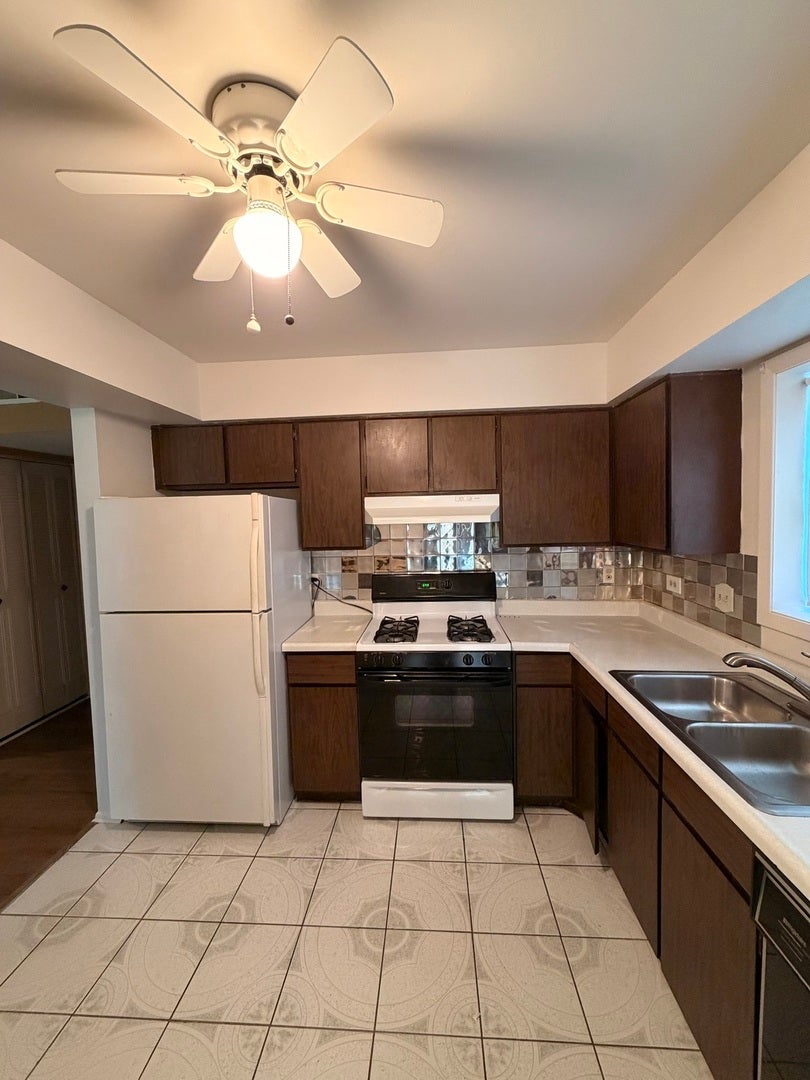 820 Sandra Drive 2C