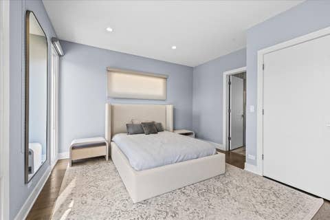 Tiny photo for 2009 Skyelar Court, Highland Park, IL 60035 (MLS # 12696254)