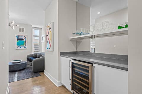 Tiny photo for 2009 Skyelar Court, Highland Park, IL 60035 (MLS # 12696254)