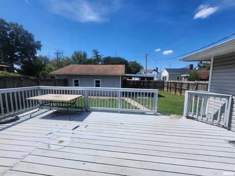 Tiny photo for 3 S Beaucoup Street, Pinckneyville, IL 62274 (MLS # EB459558)