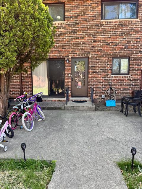 Tiny photo for 1 S 215 Stratford Lane, Villa Park, IL 60181 (MLS # 12463568)