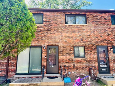 Tiny photo for 1 S 215 Stratford Lane, Villa Park, IL 60181 (MLS # 12463568)