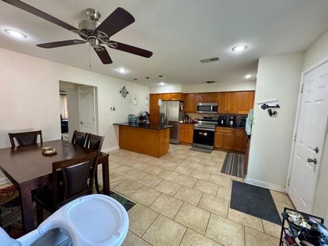 Tiny photo for 1 S 215 Stratford Lane, Villa Park, IL 60181 (MLS # 12463568)