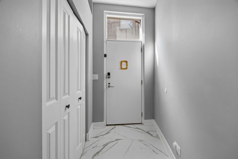 Tiny photo for 925 N Willard Court #2E, Chicago, IL 60642 (MLS # 12586434)