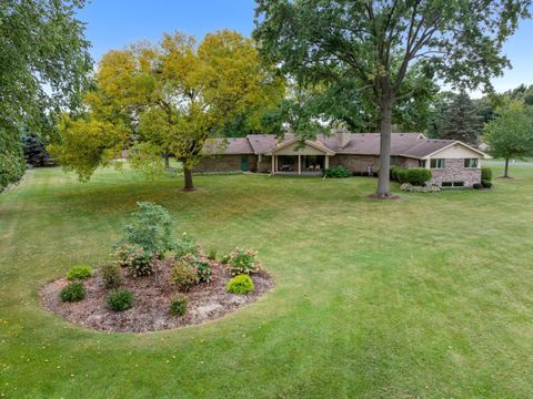 Tiny photo for 1541 Shiloh Road, Rockford, IL 61107 (MLS # 12515831)