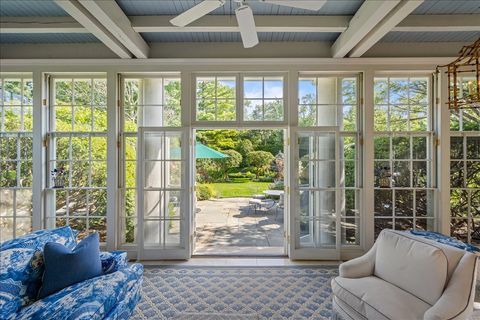 Tiny photo for 788 E Woodland Road, Lake Forest, IL 60045 (MLS # 12552017)