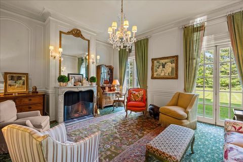 Tiny photo for 788 E Woodland Road, Lake Forest, IL 60045 (MLS # 12552017)