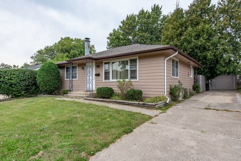Tiny photo for 2712 W Grove Avenue W, Waukegan, IL 60085 (MLS # 12476570)