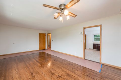 Tiny photo for 2712 W Grove Avenue W, Waukegan, IL 60085 (MLS # 12476570)