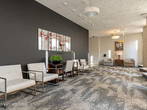 3950 N Lake Shore Drive 1428