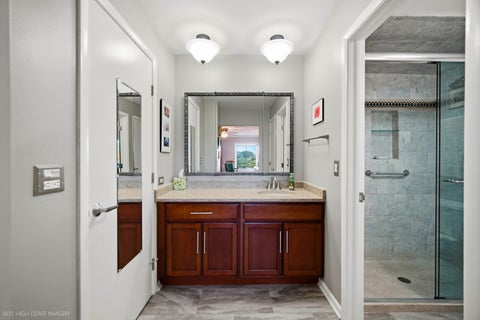 Tiny photo for 201 Lake Hinsdale Drive #405, Willowbrook, IL 60527 (MLS # 12742143)