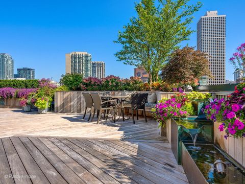 Tiny photo for 55 W Delaware Place #1101, Chicago, IL 60610 (MLS # 12581943)