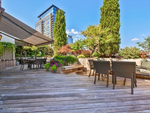 Tiny photo for 55 W Delaware Place #1101, Chicago, IL 60610 (MLS # 12581943)