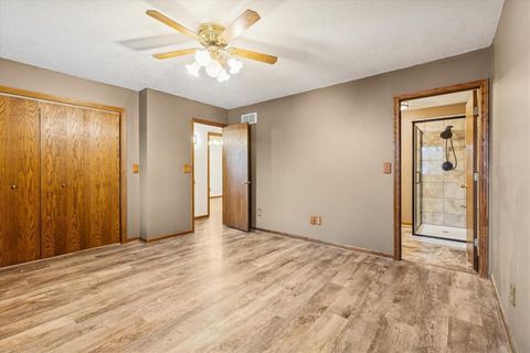 Tiny photo for 1045 Sweetbriar Lane, Clinton, IA 52732 (MLS # 100000066)