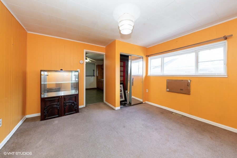 539 W 43rd Place
