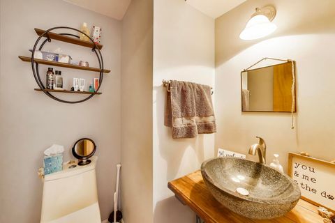 Tiny photo for 1140 W Cornelia Avenue #D, Chicago, IL 60657 (MLS # 12528087)