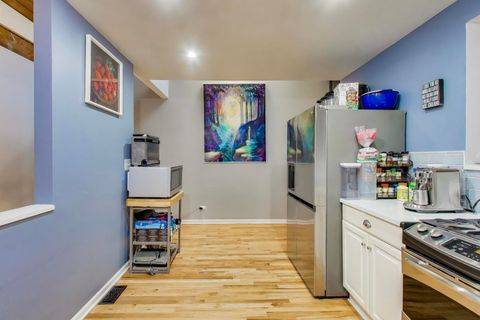 Tiny photo for 1140 W Cornelia Avenue #D, Chicago, IL 60657 (MLS # 12528087)