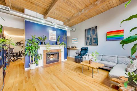 Tiny photo for 1140 W Cornelia Avenue #D, Chicago, IL 60657 (MLS # 12528087)