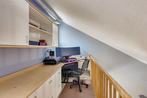 Tiny photo for 1140 W Cornelia Avenue #D, Chicago, IL 60657 (MLS # 12528087)