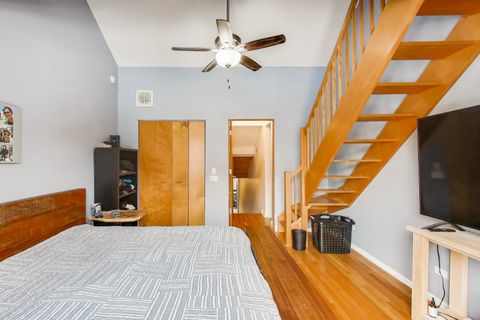 Tiny photo for 1140 W Cornelia Avenue #D, Chicago, IL 60657 (MLS # 12528087)