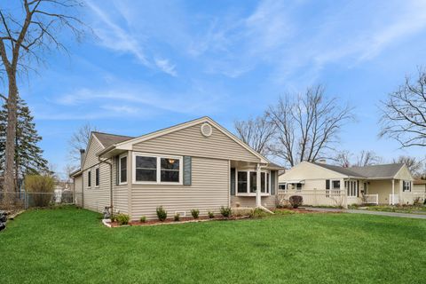 Tiny photo for 3717 Oriole Lane, Rolling Meadows, IL 60008 (MLS # 12605636)