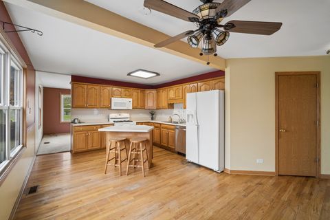 Tiny photo for 3717 Oriole Lane, Rolling Meadows, IL 60008 (MLS # 12605636)