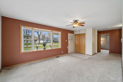Tiny photo for 3717 Oriole Lane, Rolling Meadows, IL 60008 (MLS # 12605636)
