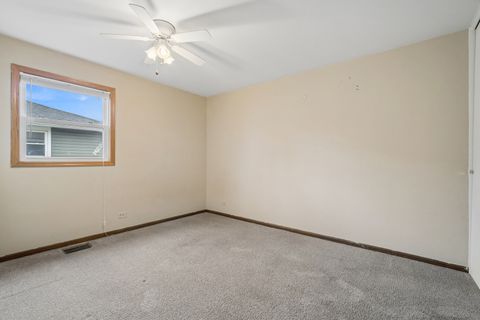 Tiny photo for 3717 Oriole Lane, Rolling Meadows, IL 60008 (MLS # 12605636)