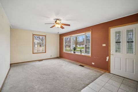 Tiny photo for 3717 Oriole Lane, Rolling Meadows, IL 60008 (MLS # 12605636)