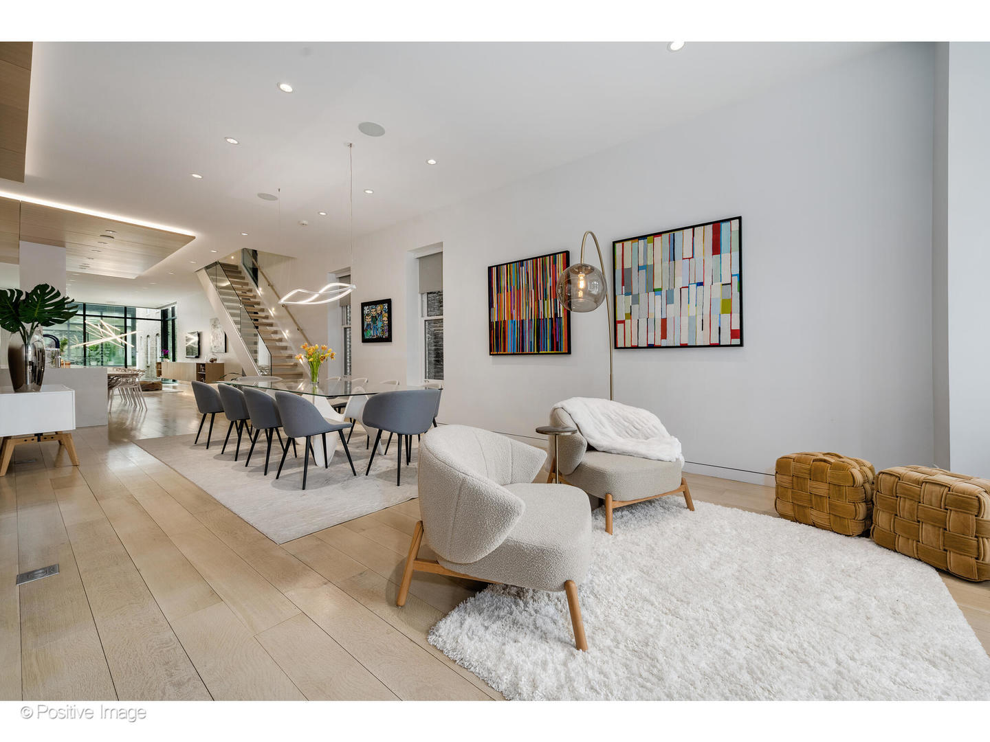 1833 W Evergreen Avenue