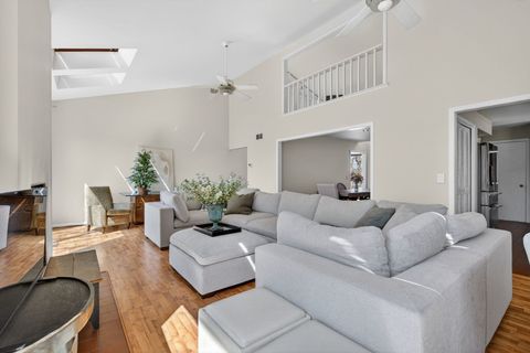 Tiny photo for 812 TAM O SHANTER Circle, Bolingbrook, IL 60440 (MLS # 12614363)