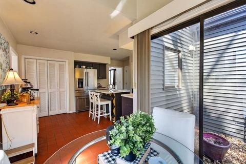 Tiny photo for 812 TAM O SHANTER Circle, Bolingbrook, IL 60440 (MLS # 12614363)