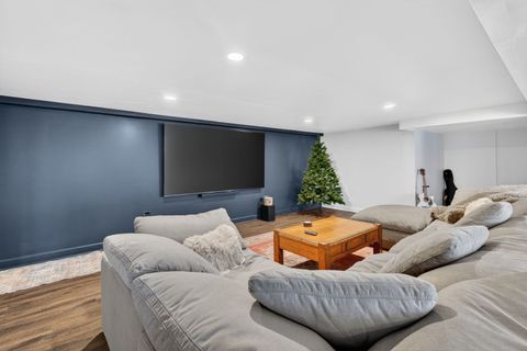 Tiny photo for 812 TAM O SHANTER Circle, Bolingbrook, IL 60440 (MLS # 12614363)