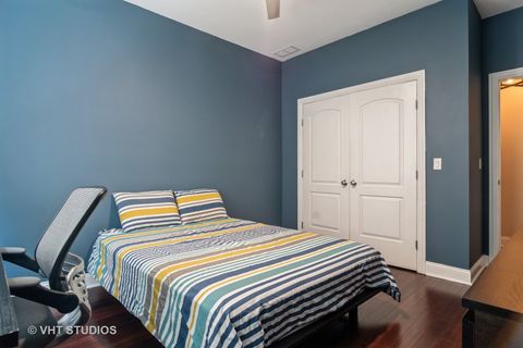 Tiny photo for 4933 N Winthrop Avenue #2S, Chicago, IL 60640 (MLS # 12463577)