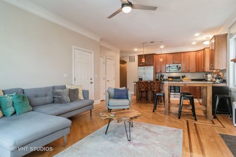 Tiny photo for 4933 N Winthrop Avenue #2S, Chicago, IL 60640 (MLS # 12463577)