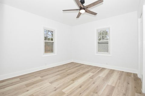 Tiny photo for 2000 Maple Avenue, Downers Grove, IL 60515 (MLS # 12622468)