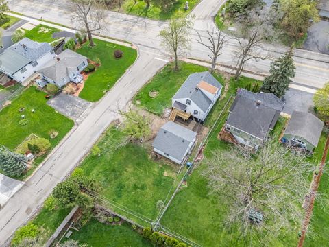 Tiny photo for 2000 Maple Avenue, Downers Grove, IL 60515 (MLS # 12622468)