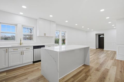 Tiny photo for 2000 Maple Avenue, Downers Grove, IL 60515 (MLS # 12622468)