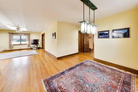 Tiny photo for 810 N Kenilworth Avenue, Oak Park, IL 60302 (MLS # 12782593)