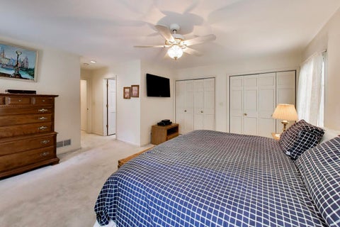 Tiny photo for 810 N Kenilworth Avenue, Oak Park, IL 60302 (MLS # 12782593)