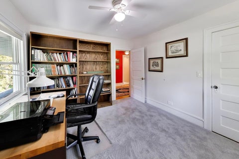 Tiny photo for 810 N Kenilworth Avenue, Oak Park, IL 60302 (MLS # 12782593)