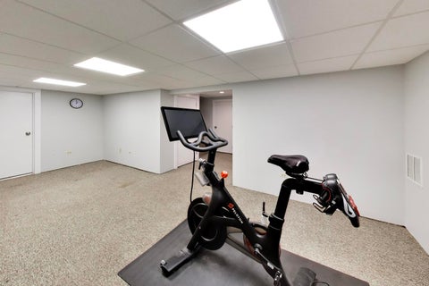 Tiny photo for 810 N Kenilworth Avenue, Oak Park, IL 60302 (MLS # 12782593)