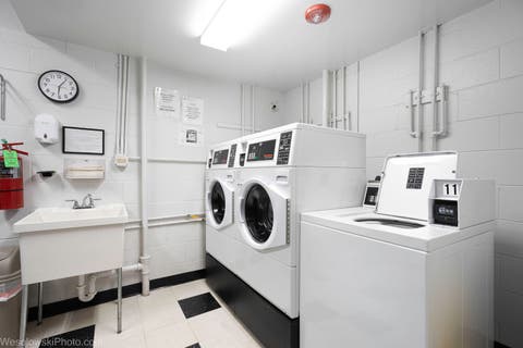 Tiny photo for 2600 Windsor Mall #2B, Park Ridge, IL 60068 (MLS # 12707831)