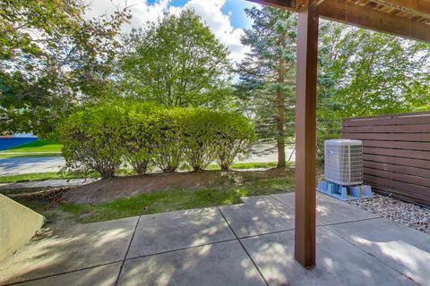 Tiny photo for 11238 Cameron Parkway, Orland Park, IL 60467 (MLS # 12511704)