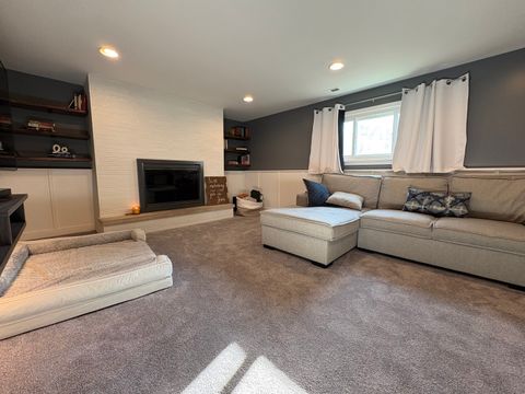 Tiny photo for 1100 Potter Road, Park Ridge, IL 60068 (MLS # 12475606)
